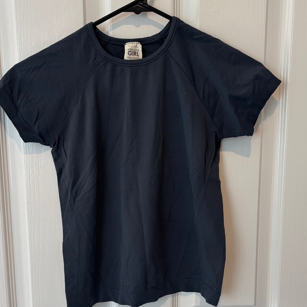 Athleta Men's Dark Blue Short Sleeve Tee